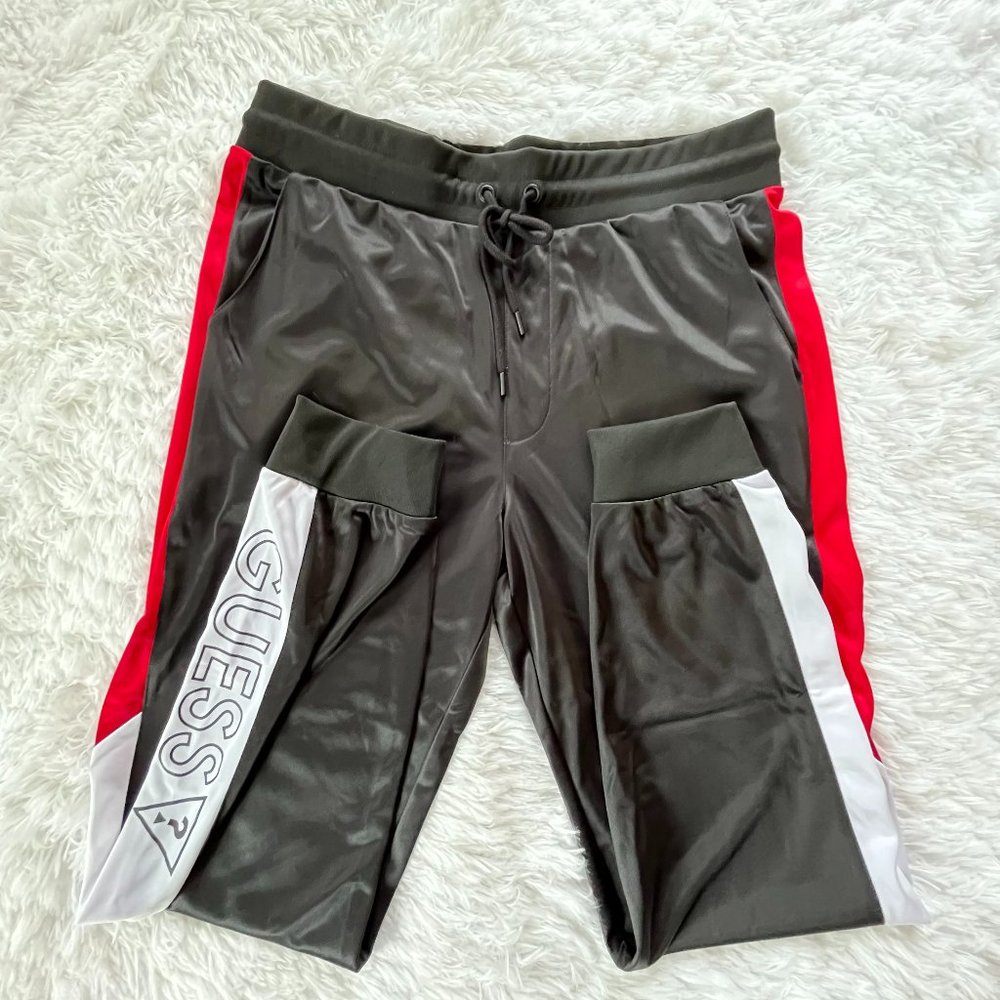 NWT Medium Mens Black & Red/White Guess Sweatpants